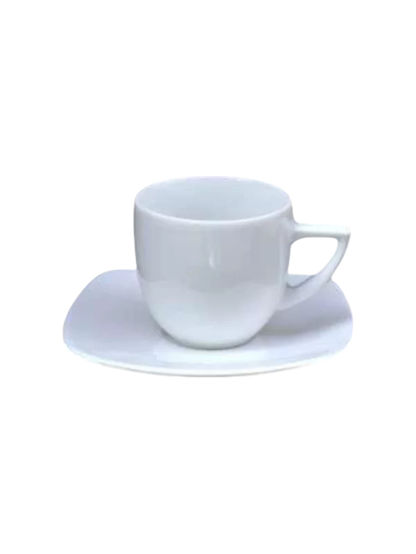 Taza de café con plato de porcelana